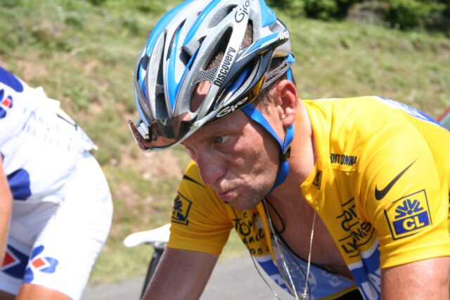Lance Armstrong (Discovery Chanel) im gelben Trikot 2005